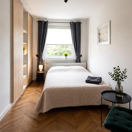 Sea 2 Apartment *